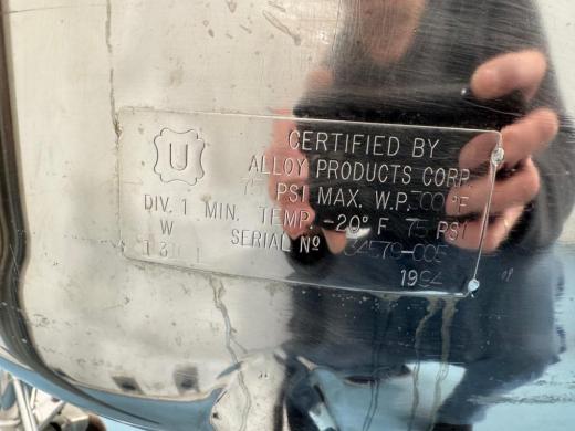 Alloy Products 200L Portable Stainless Steel Storage Tank with Pressure/Vacuum Relief Valve-cover