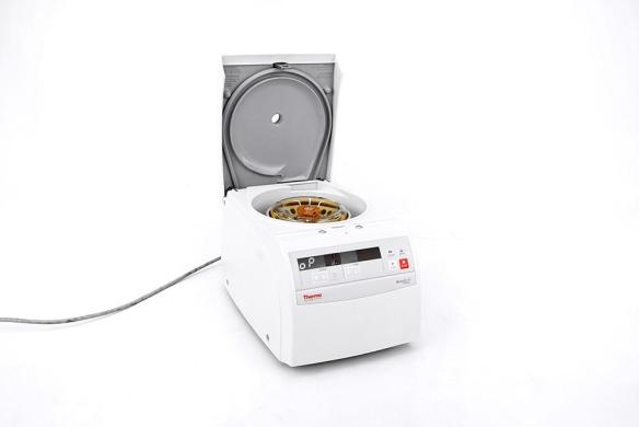VWR MicroCL17 Microcentrifuge, 24 × 1.5/2 mL, Sorvall Legend Pico 1/17-cover
