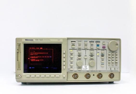 Tektronix TDS744A 4-Channel 500MHz 2GS/s Digital Storage Oscilloscope with Advanced DSP Math-cover