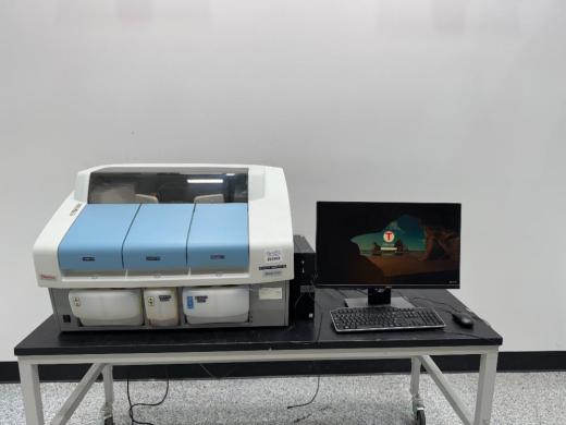 Thermo Fisher Scientific Indiko Plus Clinical Chemistry Analyzer-cover