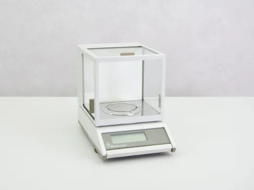 Mettler AJ100 Analytical Balance for High-Precision Weighing