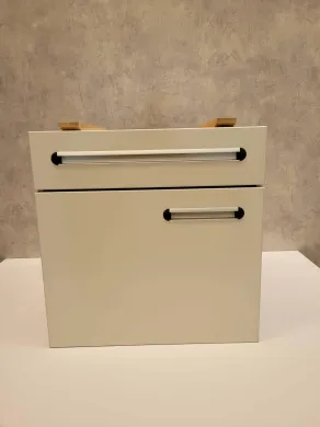 Interfurn RT Creme Drawer Door Cabinet
