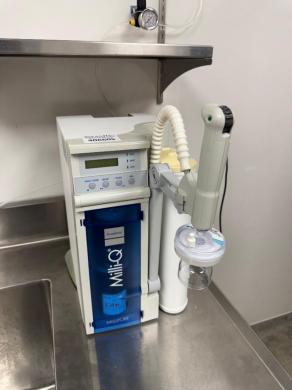 Millipore Milli-Q Academic Laboratory Water Purification System-cover