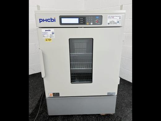 PHCbi MIR-154 Cooled Laboratory Incubator with Precise Temperature Control and 123 L Capacity-cover