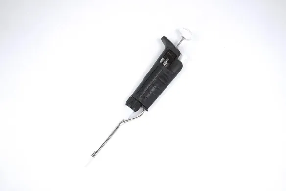 Gilson PIPETMAN P100 10–100 µL Single-Channel Pipette