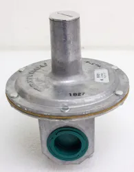 Maxitrol RV61 Straight-Thru-Flow Gas Pressure Regulator, -40 to 200°F Rated, 2 of 7