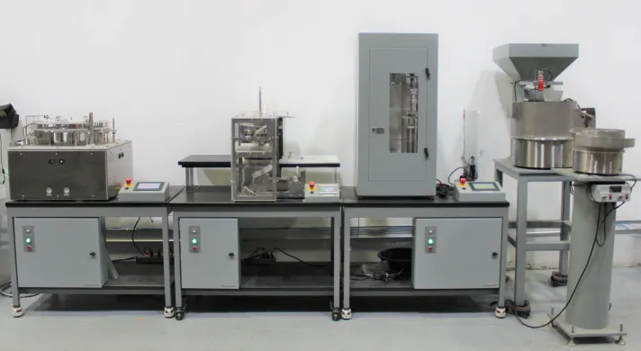 Landry Engineering Filling Station with Vibratory Feeders for 3mL Syringes and Caps Model 3500
