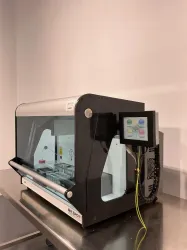 Bag Health Care MR SPOT Automated Processor for Microplate-Based Assays, 2 of 4