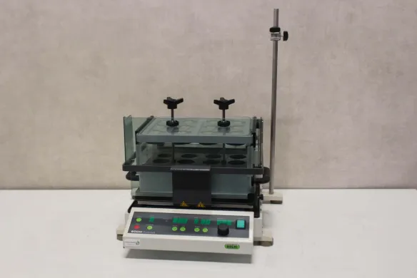 Büchi Syncore Q-101 Parallel Evaporation Platform