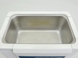 Bransonic 2200 Ultrasonic Laboratory Cleaning Bath, 3 of 3