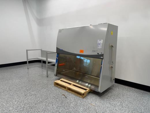 Labconco Logic+ 6' Biosafety Cabinet-cover