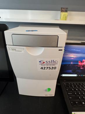 Agilent Bioanalyzer 2100 G2939B Microfluidics Platform for DNA, RNA, Protein, and Cell Analysis-cover