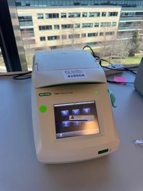 Bio-Rad T100 Thermal Cycler-cover