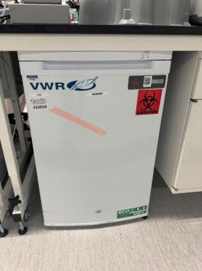 VWR HCUCFS-0420 Laboratory Undercounter -20°C Freezer with R600a Refrigerant-cover