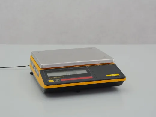 Sartorius U4600P Precision Laboratory Balance for Weighing up to 4140 g