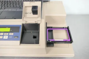 Molecular Devices SpectraMax M5 Multi-Mode Microplate Reader for Absorbance and Fluorescence Assays, 4 of 17