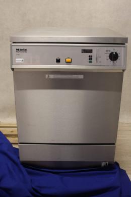 Miele G7883 Cleaning and Disinfection Machine-cover