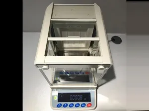 A&D GF-324A Series Analytical 4-Place Balance, 4 of 9