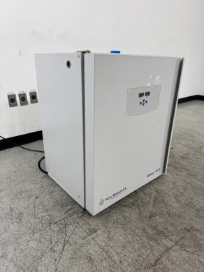 New Brunswick Galaxy 170 S CO2 Incubator Model C017 for Controlled Cell Culture-cover