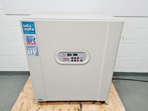 Sanyo CO2 Incubator MCO-20AIC *Faulty CO2 Tester*-cover