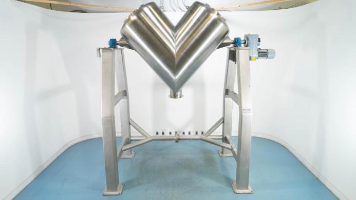 A&M Process Equipment ATS300 30 Cubic Foot V-Blender-cover