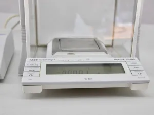 Mettler AT261 Analytical Balance with LC-P45 Printer, 3 of 3