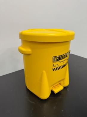 Eagle Oily Waste Laboratory Waste Cans with Pressure Gauge and Calibration-cover