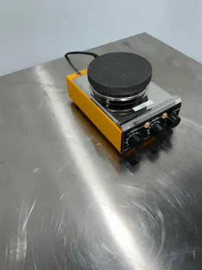 Gerhardt Mag-H Magnetic Hot Plate Stirrer with Manual Temperature and Speed Control