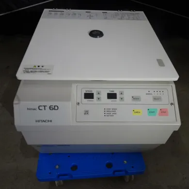 Hitachi CT-6D Benchtop Swing Rotor Centrifuge with 50ml Tube Buckets
