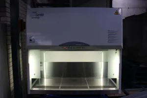 Kojair BioWizard Silver SL-170 Biological Safety Cabinet, 3 of 4