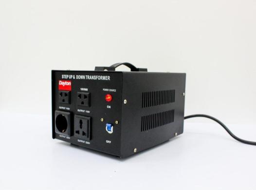 Dayton 16V988B 3000W Step Up/Down Transformer Power Converter 110V-220V USA-cover