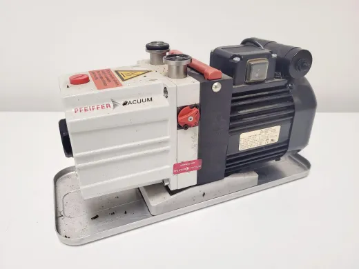 Pfeiffer Duo 2.5 Rotary Vane Vacuum Pump for Laboratory Applications