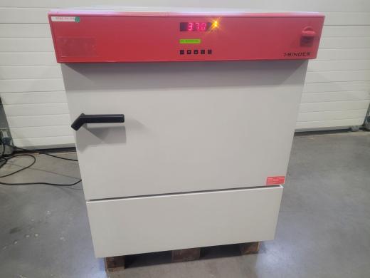 BINDER KB-115 refrigerated incubator / drying oven with forced convection 100°C-cover