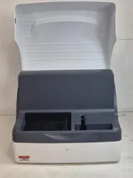 Agilent 2200 TapeStation Automated Electrophoresis System for DNA, RNA, and Protein Analysis, 3 of 9