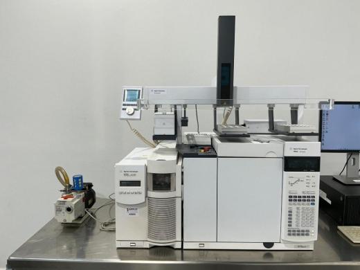 Agilent 5975C GC-MS System with MSD 5975C, GC 7890A, PAL Sampler 80, and Pfeiffer Duo 2.5 Pump-cover