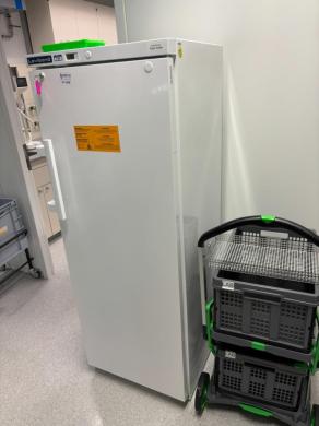 Liebherr LKexv 3600 Index 21A / 001 Laboratory Refrigerator for Controlled Temperature Storage-cover