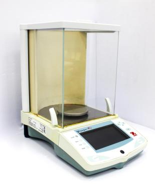 Ohaus VP214CN Analytical Balance 0.1mg Readability 210g Capacity 120V-cover