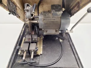 Buehler Abrasimet 2 Abrasive Cutter for Metallographic Sample Preparation, 27 of 30