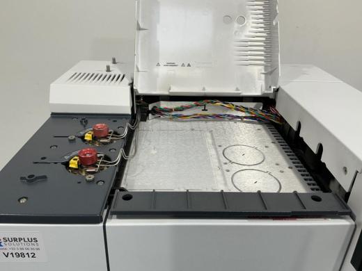 Agilent 7890A Gas Chromatograph with Standard Oven and Injector Modules-cover