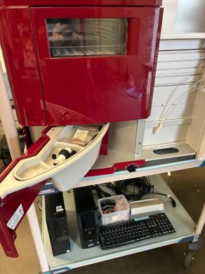 GE Healthcare ÄKTA avant 150 High-Performance Liquid Chromatography System-cover