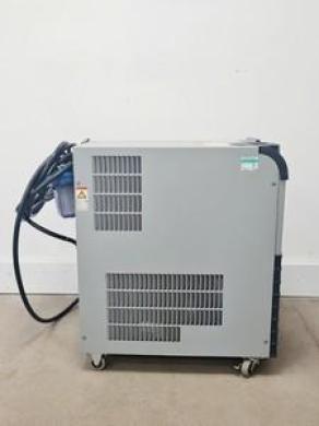 Thermo Scientific ThermoFlex 900 Recirculating Chiller Lab-cover