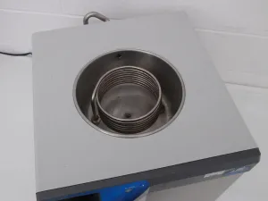 Labconco FreeZone 4.5L Benchtop Freeze Dryer with -105°C Cooling Capacity, 4 of 15