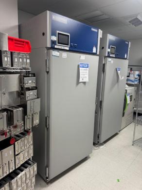 Environmental Specialties ES2000 Temperature and Humidity Test Chamber-cover