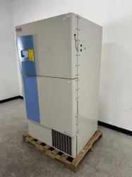 Thermo Scientific Forma 900 Series Dual-Door Ultra Low Temperature Freezer for Laboratory Use, 2 of 4