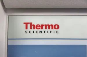 Thermo Scientific Sorvall ST 8R Refrigerated Benchtop Centrifuge with Microprocessor Control, 10 of 12