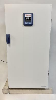 Thermo Scientific Heratherm IMPP400 Cooled Incubator-cover