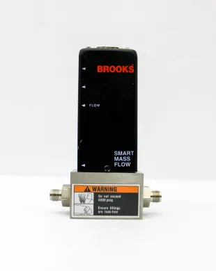 Brooks 5860S Smart Thermal Mass Flow Meter for Precise Gas Measurements
