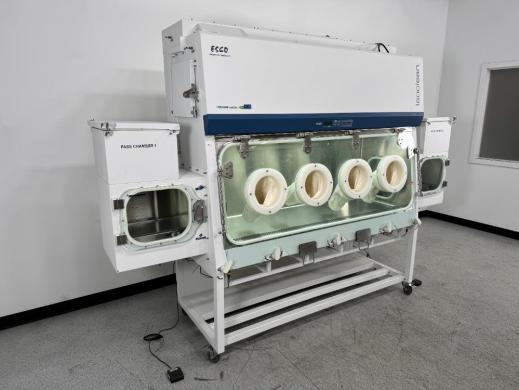 Esco Isoclean Positive 4 Glove Isolator-cover