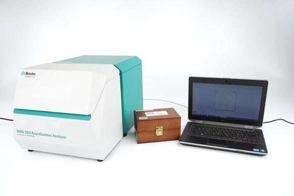 Metrohm NIRS XDS Rapid Content Analyzer System with Vision Software for Solid and Liquid Samples-cover