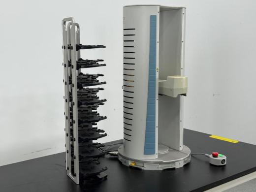 Thermo Scientific Orbitor RS2 Automated Microplate Mover for Laboratory Sample Handling-cover